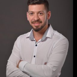אלמוג וייל