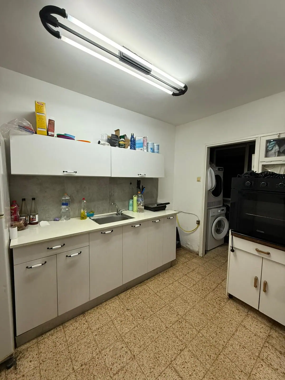 דירת 3 חדרים מושכרת, למגורים/השקעה במוצקין — תמונה 1