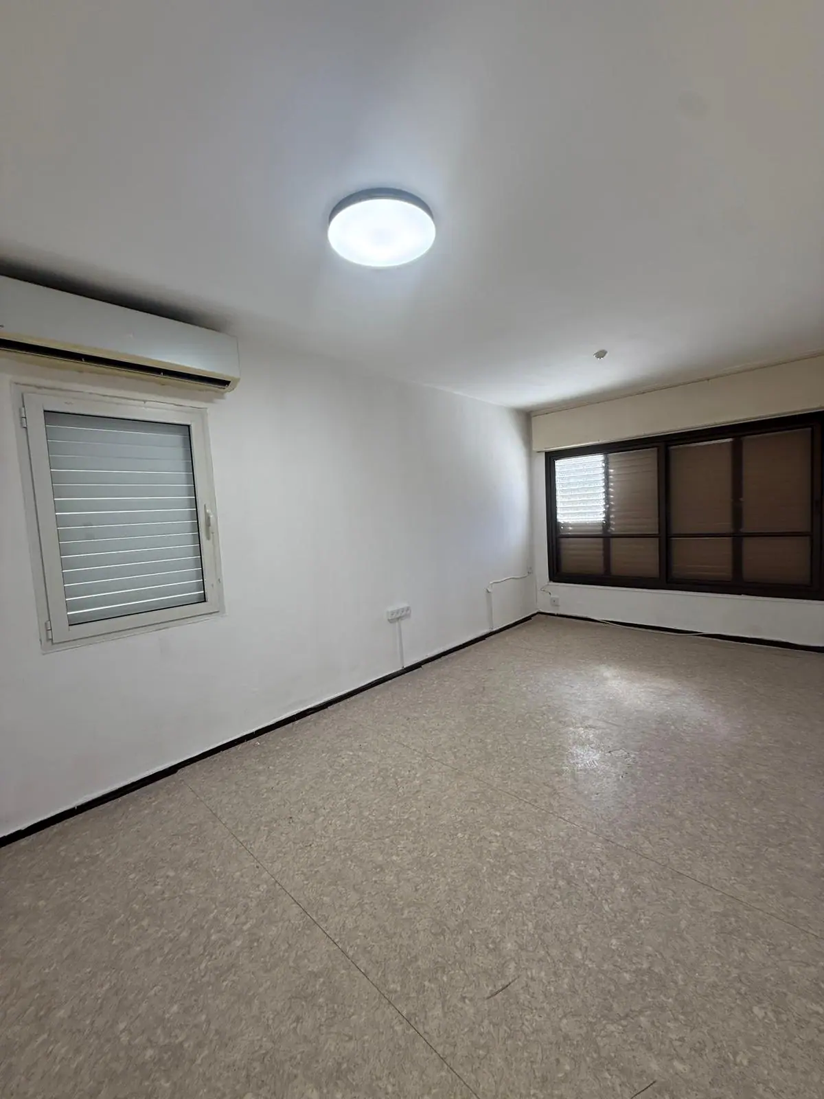 דירת 3 חדרים שמורה בבניין בתהליך פינו בינוי — תמונה 1