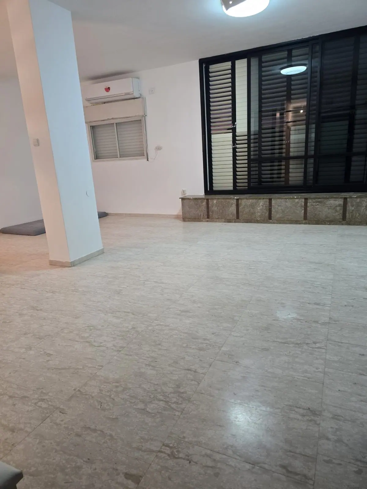 דירת 4 חדרים מרווחת בלב מוצקין — תמונה 1