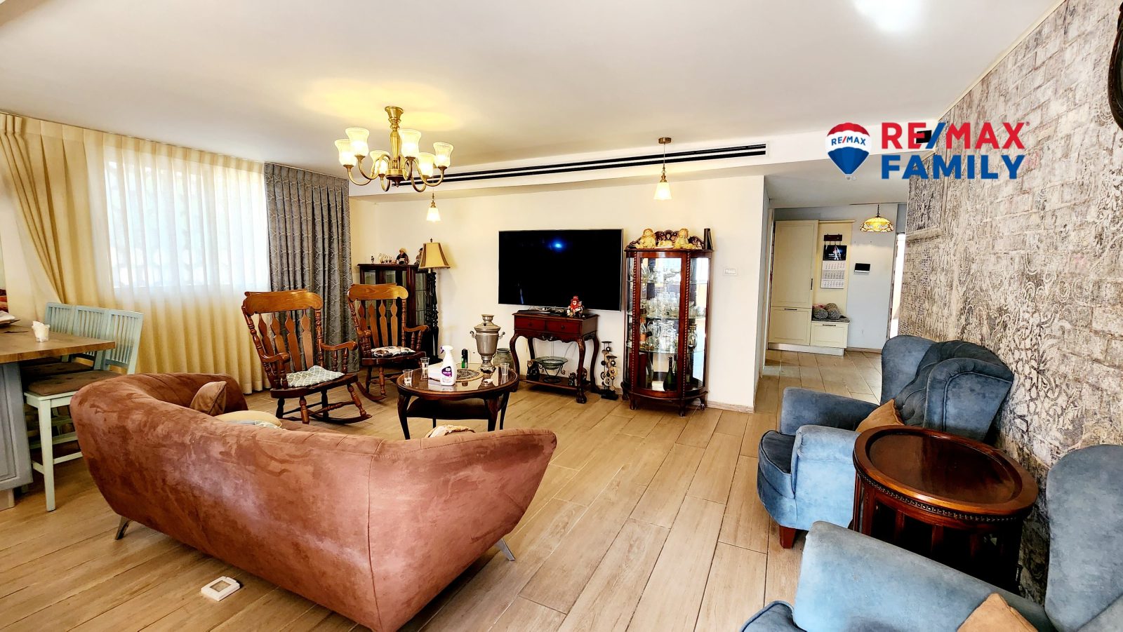 בית פרטי 4 חדרים משופץ מפלס אחד בקרית אתא