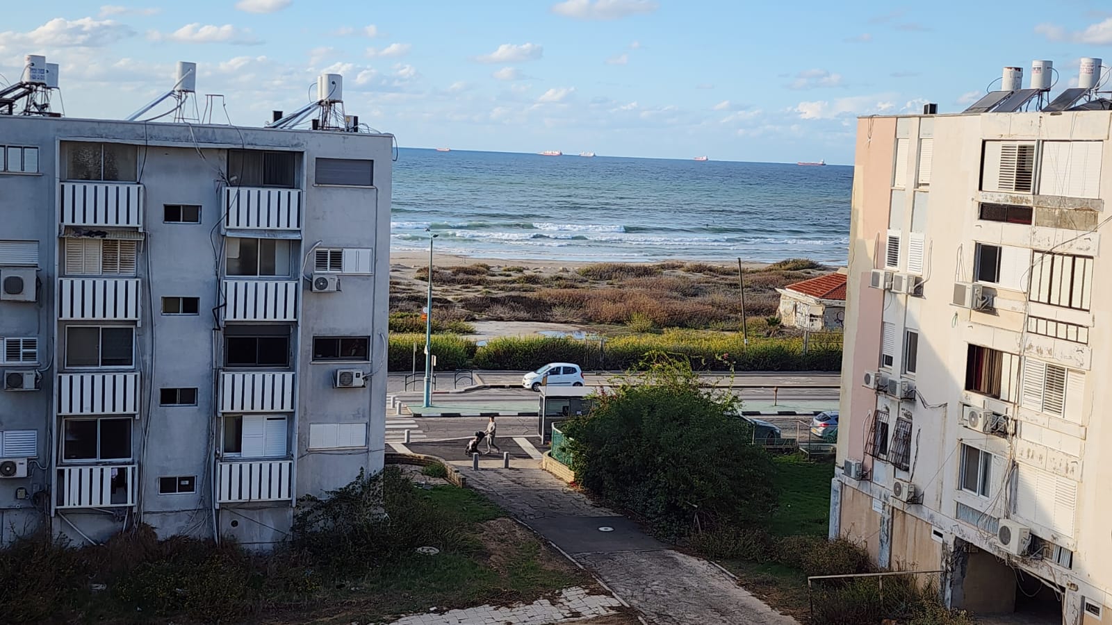 שדה בוקר 35, קרית חיים מערבית קו שני לים , דירת 3 חדרים כ-60 מ"ר במתחם פינוי בינוי של "רמות בעיר"