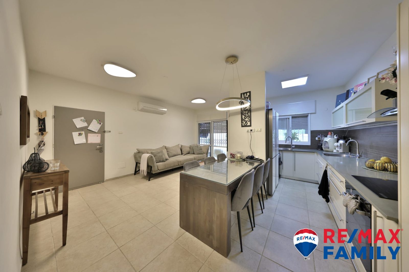 דירת גן 80 מ"ר +גינה  מטופחת וענקית כ-140 מ"ר בקרית חיים מזרחית