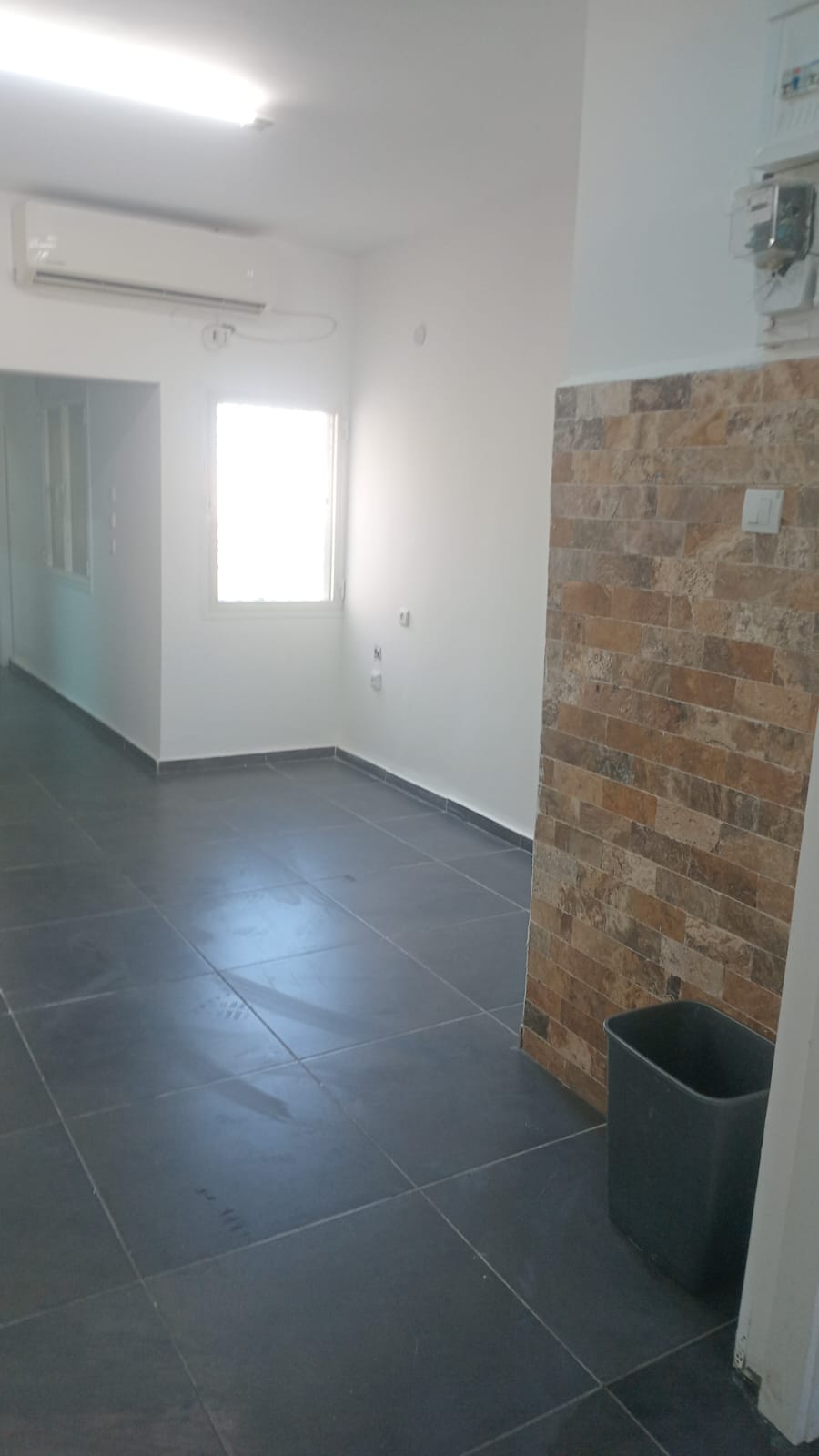 מעולה למשקיעים/מגורים דירת 3 חדרים משופצת בקרית ים