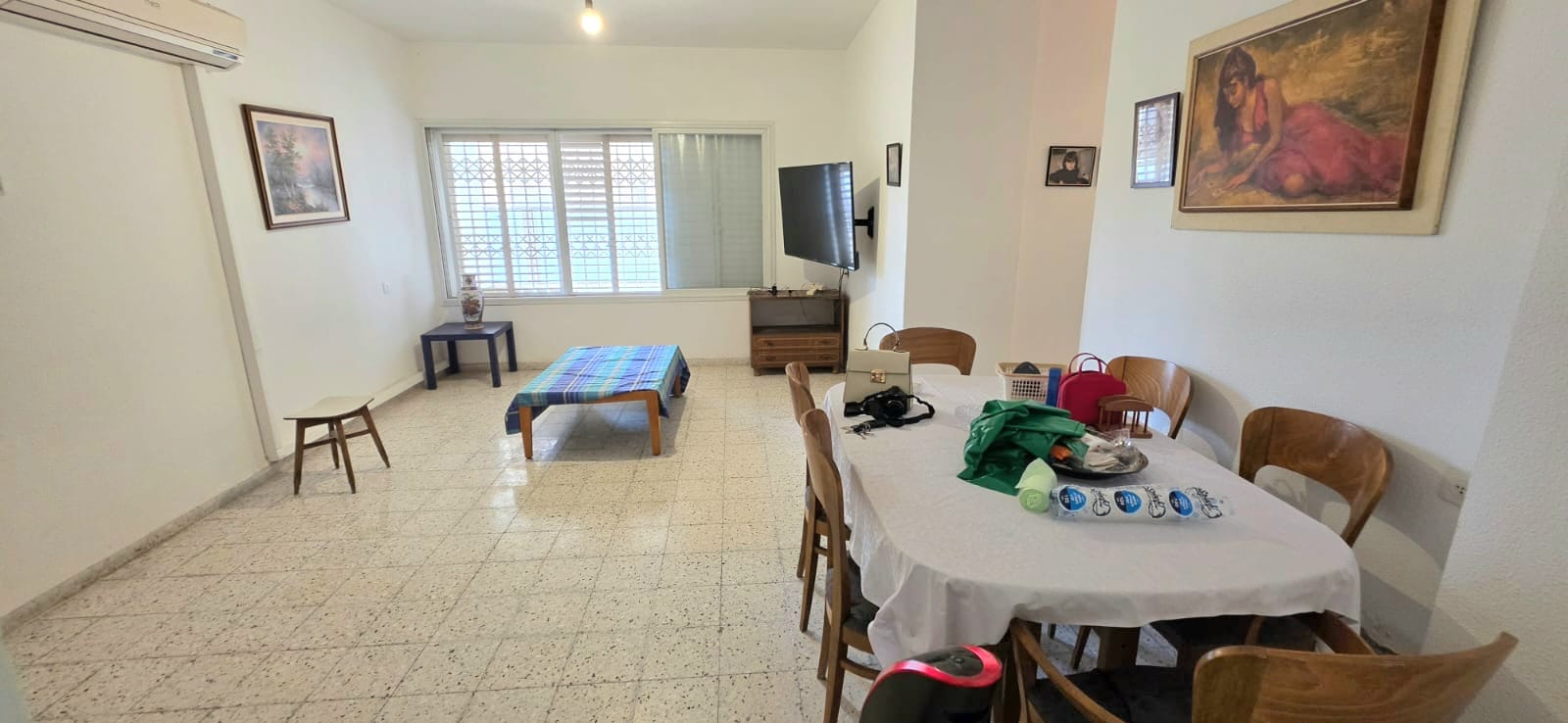 דירת 4 חדרים  מערבית 90 מ"ר בבניין מסודר עם מקלט וחניה בקרית מוצקין